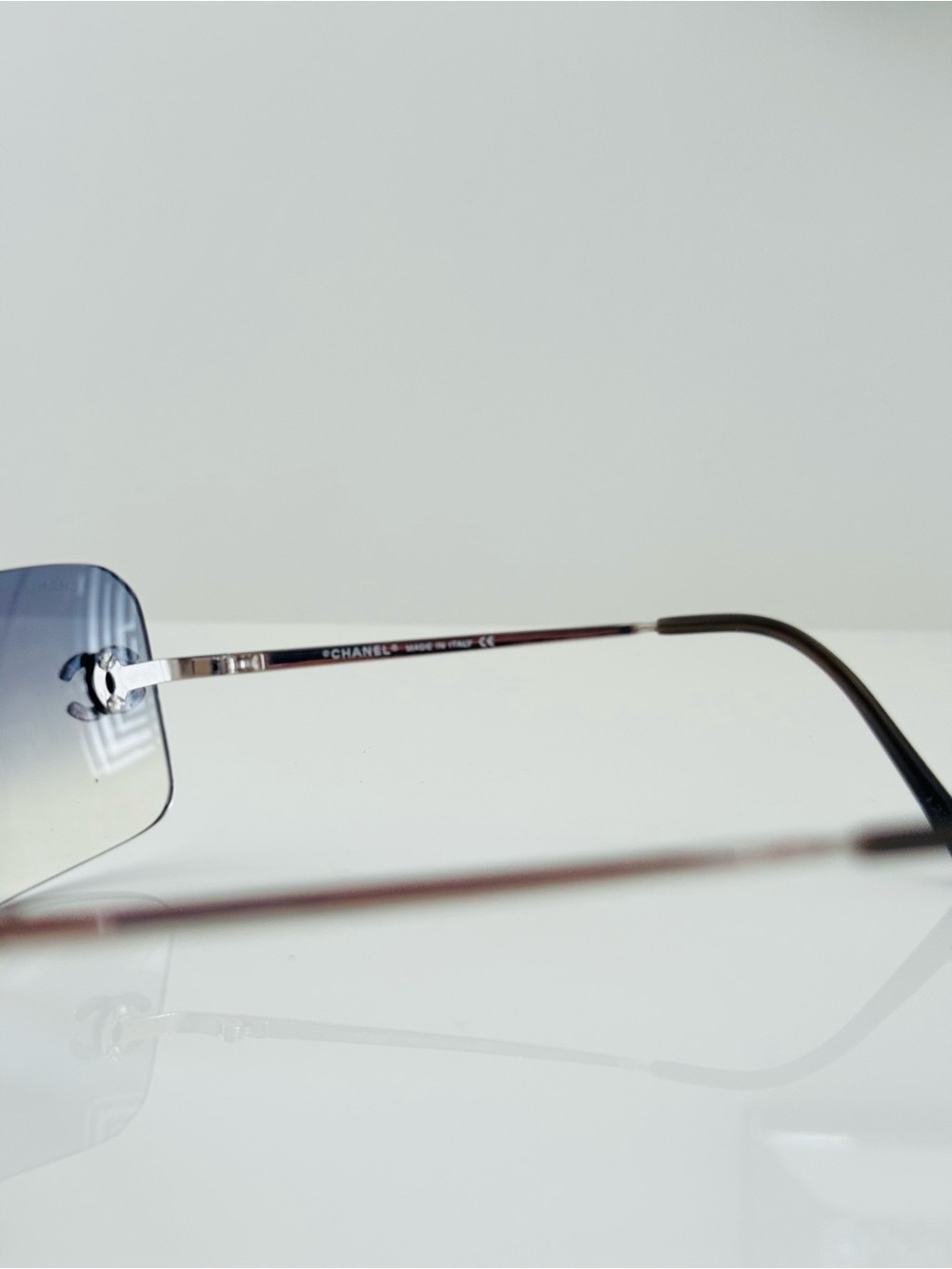 Extremely RARE 🦋 Authentic Chanel light blue rimless CC  sunglasses✨ - Picture 11 of 11